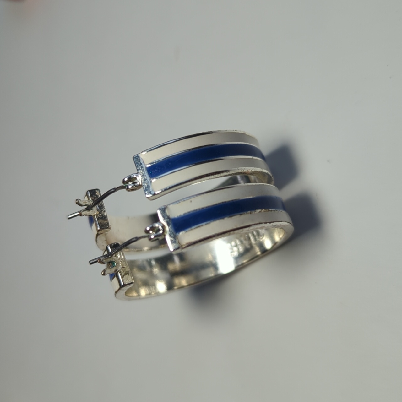 Vintage Chaps Blue White Earrings 13$